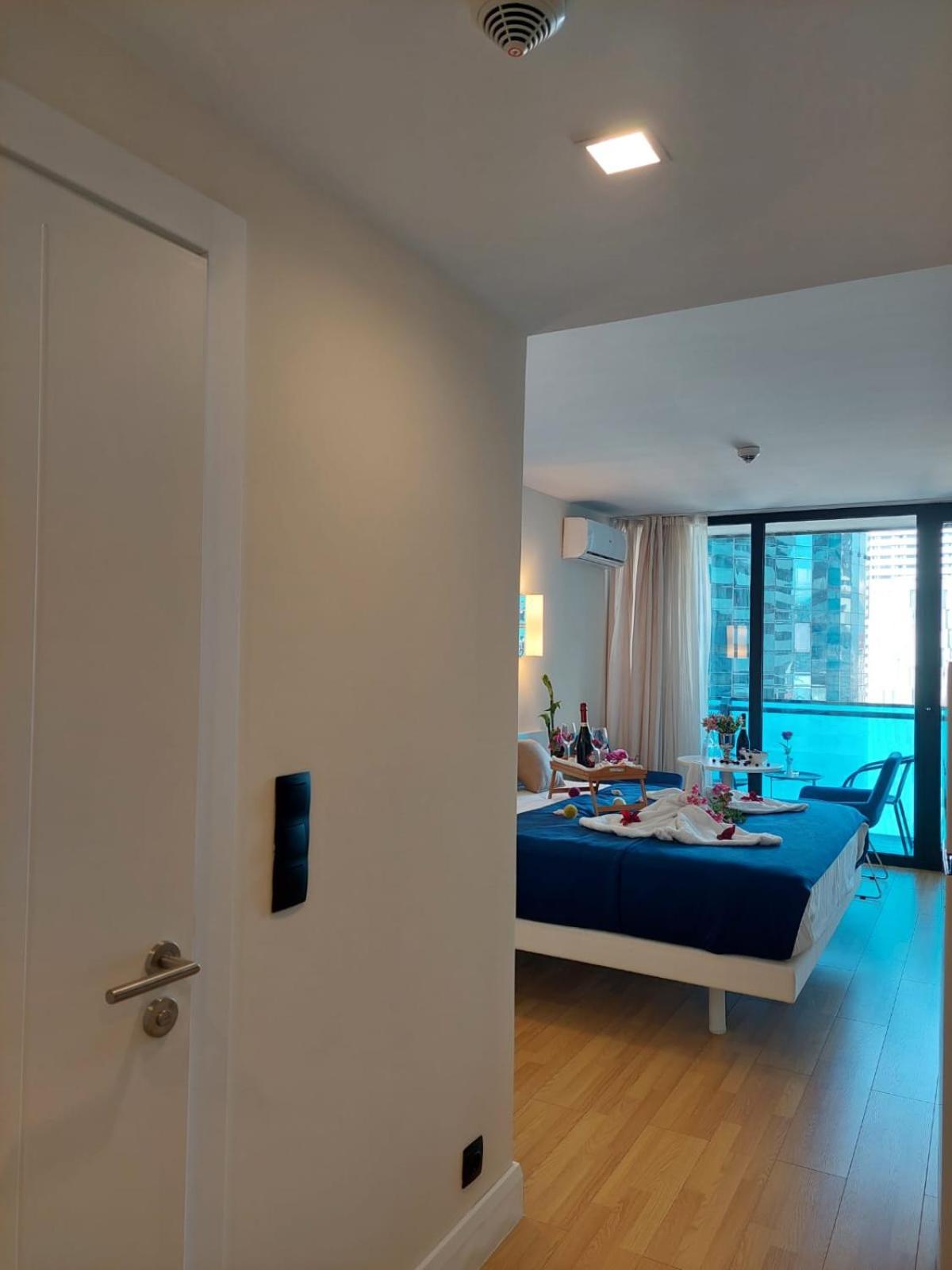 Apart-Hotel Orbi City Батуми Экстерьер фото