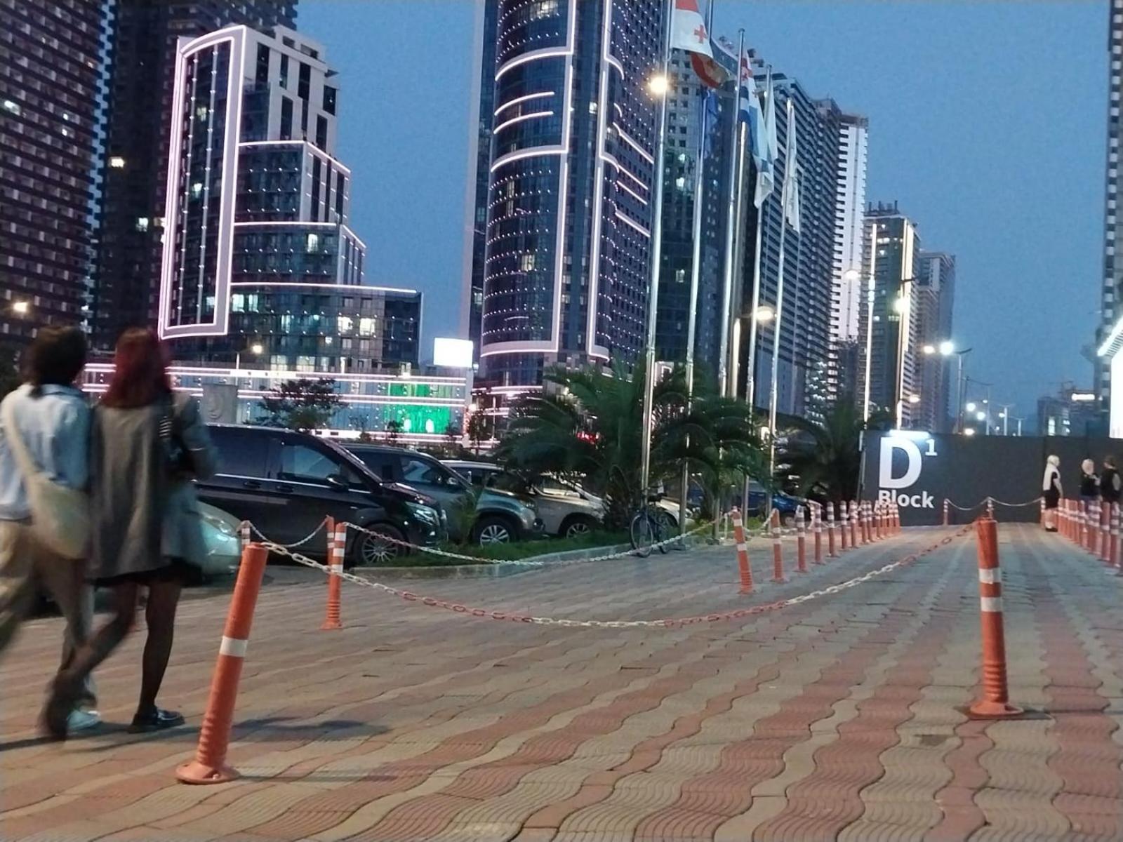 Apart-Hotel Orbi City Батуми Экстерьер фото