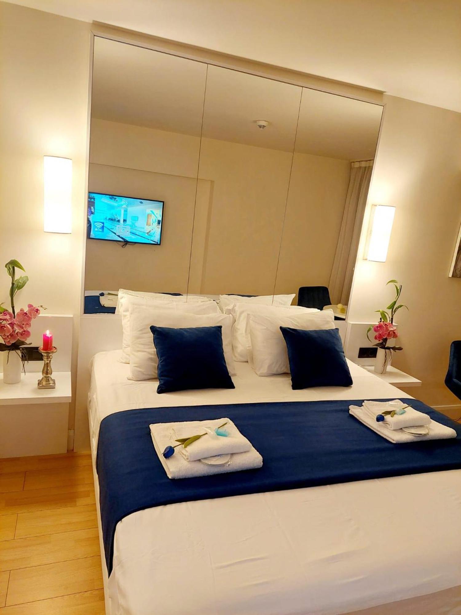 Apart-Hotel Orbi City Батуми Экстерьер фото