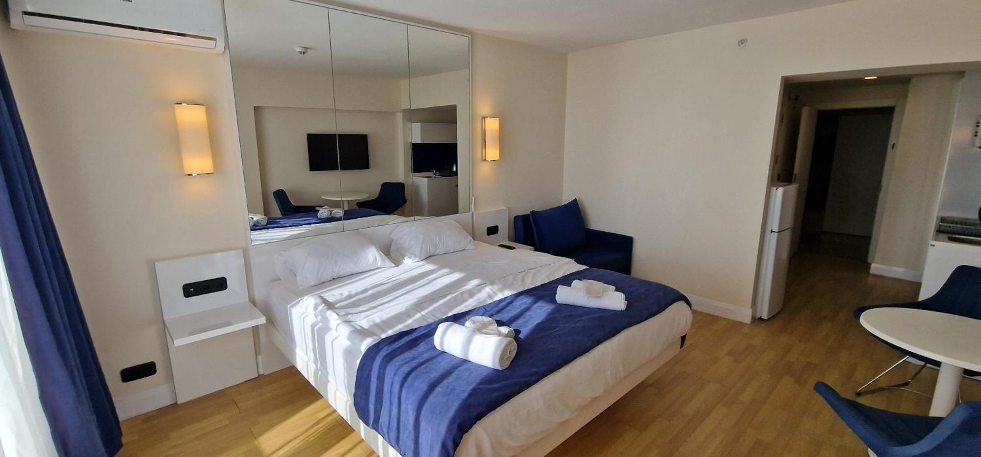 Apart-Hotel Orbi City Батуми Экстерьер фото
